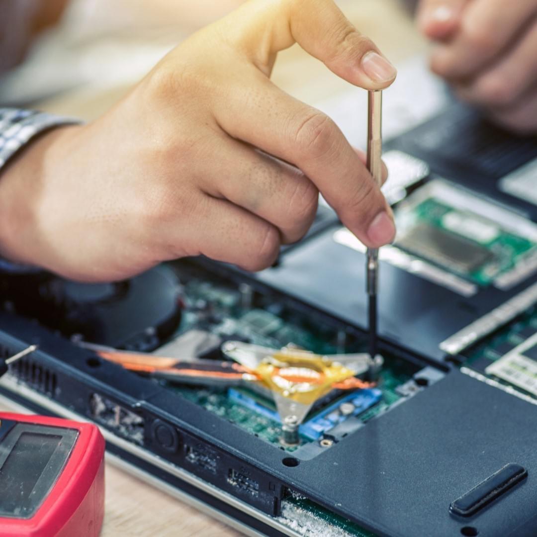 Start Your Own Computer Repair Business: Pros and Cons Start Your Own Computer Repair Business: Pros and Cons
